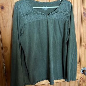 Women’s Cabelas Top
